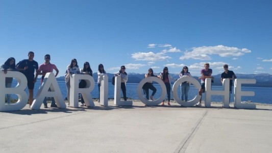 Un contingente de estudiantes del norte santafesino volvió de Bariloche con ocho casos de Covid