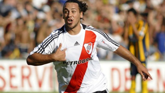 Tras lucirse en un partido entre periodistas, le proponen volver a jugar al fútbol al Ogro Fabbiani