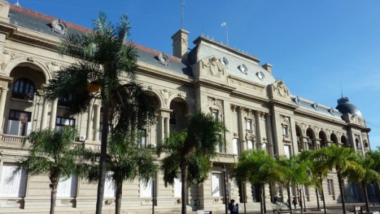 Santa Fe suscribirá un nuevo Consenso Fiscal pero no aumentará impuestos