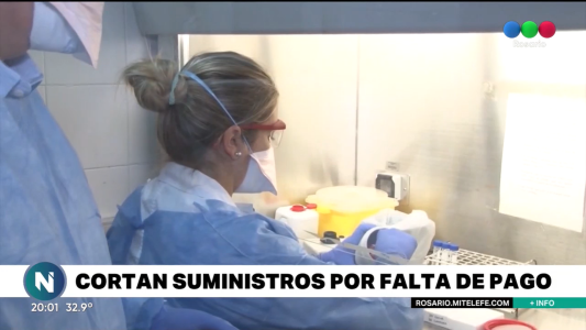 Cortan entrega de insumos médicos a hospitales provinciales