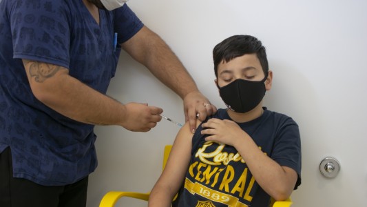 La provincia informó 7.081 casos de coronavirus y una persona fallecida