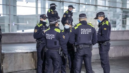 Policías descubrieron por error una orgía de 70 personas