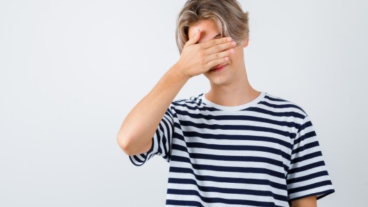 "¿Puedo deshacerme de la vagina artificial que está debajo de tu cama, Tom?”