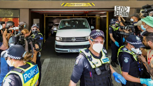 El juez ordena la liberación inmediata de Djokovic, que jugará el Abierto de Australia