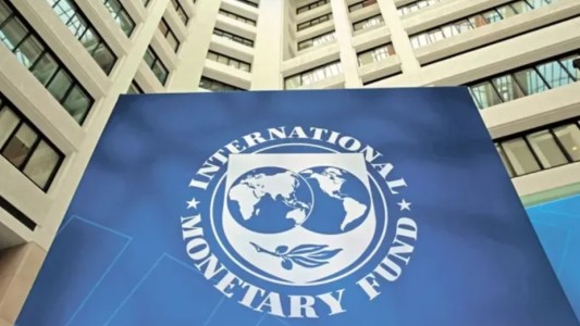 En medio de la negociación con Argentina, el FMI lanzó advertencia para países emergentes