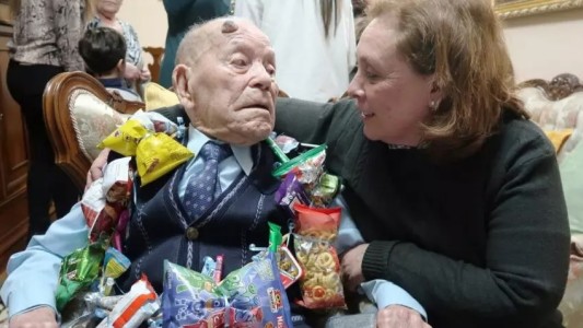 A los 112 años, murió el hombre más longevo del mundo