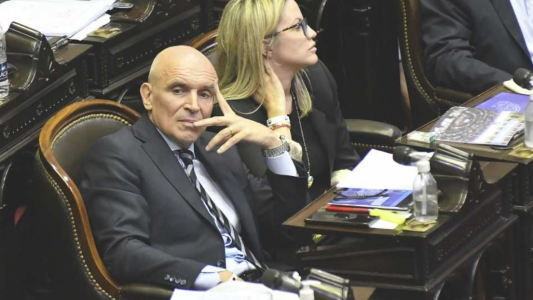 Espert se metió en el caso Volnovich: "Alberto Fernández tiene menos bolas que Cristina ovarios"