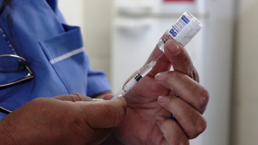 Coronavirus: El gobierno nacional distribuyó más de 100 millones de vacunas contra Covid-19