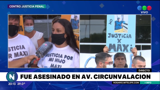 A un mes del asesinato de Maximiliano Gómez, hubo un reclamo en el Centro de Justicia Penal