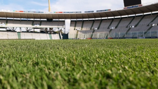 El Mario Alberto Kempes brilla esperando a la selección