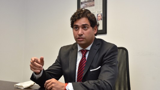 Suspendieron la licencia de conducir del funcionario judicial Emilio Rosatti