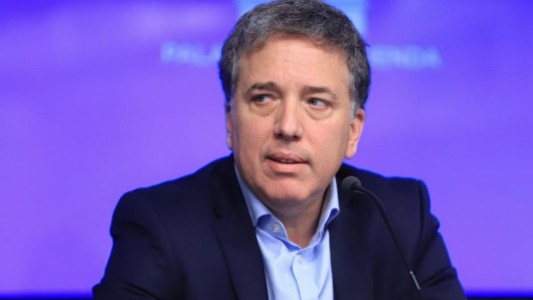 Nicolás Dujovne dijo que no se arrepiente de haber acudido al FMI y negó una fuga de capitales