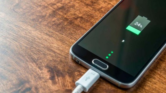 Por qué no hay que dejar que la batería del celular se descargue por completo