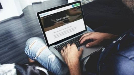 Becas Progresar: cuándo se cobra el bono de $1000