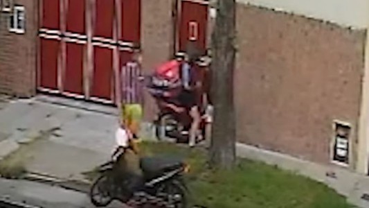 Otro robo a un delivery: le sacaron el celular, la plata y la moto - #REC