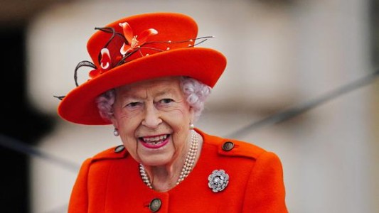 La reina Isabel II tiene coronavirus