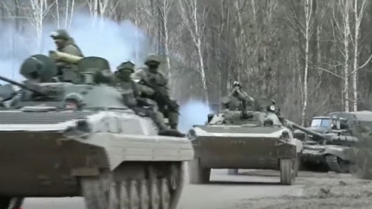 Video: así se traslada el convoy de la muerte de Vladimir Putin a Kiev