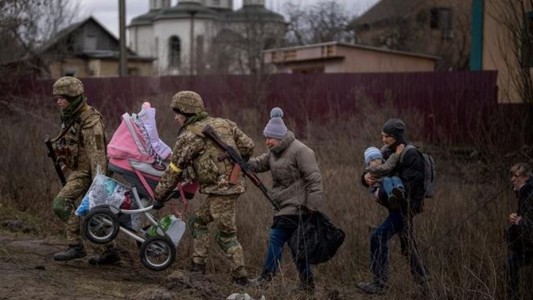 Rusia anunció la apertura de corredores humanitarios para evacuar civiles ucranianos