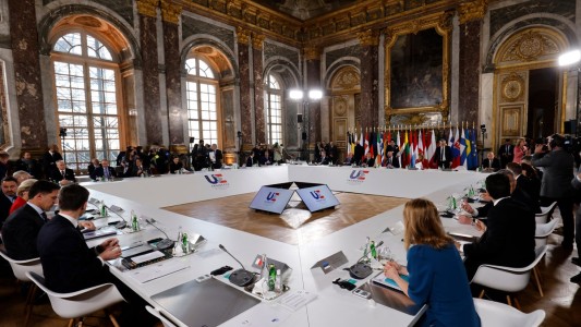 La Unión Europea prometió más sanciones a Rusia tras el pedido de Zelenski