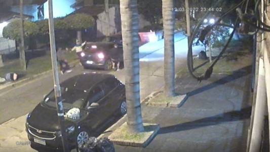 Villa Luzuriaga: le quisieron robar, intentó escapar marcha atrás y atropelló a su amigo