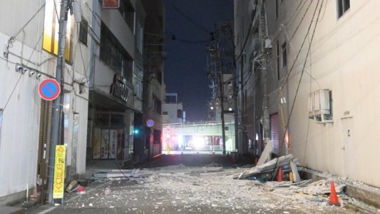 Sismo de magnitud 7,3 y alerta de tsunami en Japón