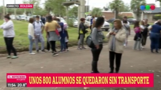 Reclaman por la falta de colectivos en Roldán