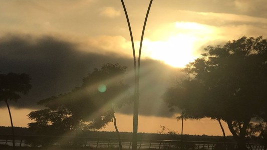 Luego del alerta, mejora el tiempo y baja la temperatura en la ciudad