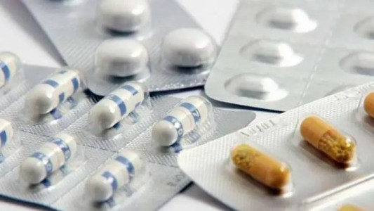 Financian 19 proyectos para la producción pública de medicamentos