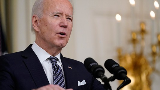 Masacre en Bucha: Biden denunció que Rusia cometió "crímenes de guerra graves"