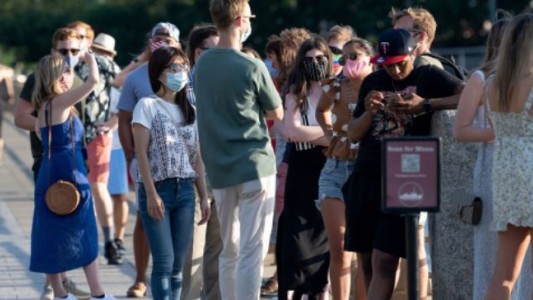 Autoridades sanitarias advirtieron que Estados Unidos sufre un nuevo aumento de casos de coronavirus