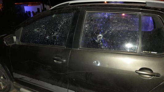Nuevo crimen en VGG: pasaron en auto y lo acribillaron a tiros