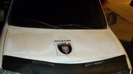 Santa Fe: tentativa de femicidio, chocó a su esposa y luego se atrincheró con un arma de fuego