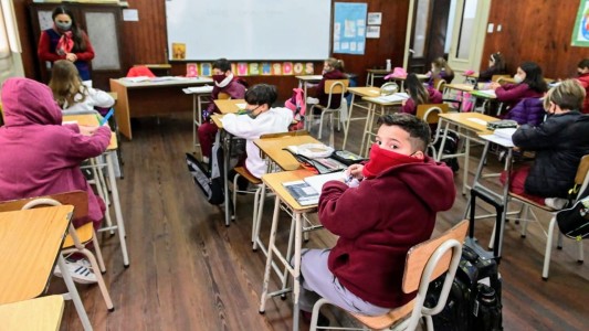 Cantero aseguró que la media hora más de clases "es un derecho del alumno"