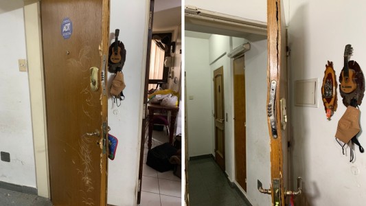 La familia allanada sigue con la puerta rota