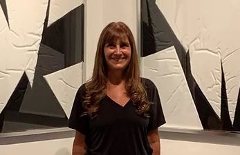 La artista plástica Carla Beretta expondrá “Sueño encendido” en mayo