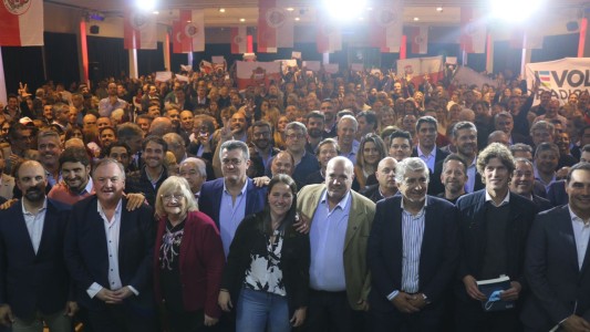 La oposición santafesina tiene la primera foto del “frente de frentes”
