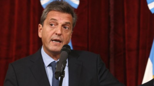 Impuesto a las Ganancias: Sergio Massa pidió elevar el piso a 265.000 pesos