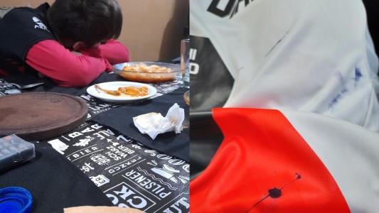 Le regalaron la camiseta de River y sus compañeros se la mancharon porque usa anteojos