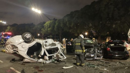 Al menos diez heridos en un choque entre vehículos particulares frente al hipódromo porteño