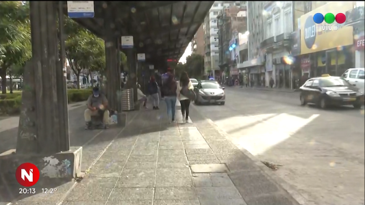 El paro de colectivos redujo la actividad comercial