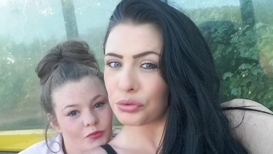 Su hija de 14 años tuvo un bebé y se convirtió en una de las abuelas más jóvenes del mundo