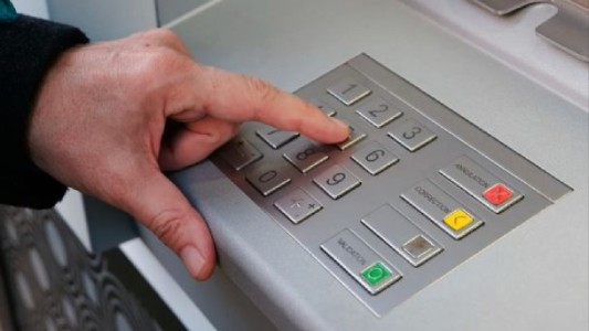 Casi un millón de santafesinos perciben el Refuerzo de Ingresos