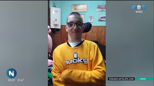 Facundo necesita una nueva silla de ruedas