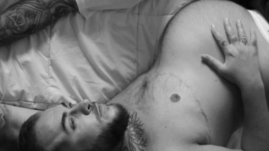 Famosa marca lanzó una campaña con un modelo trans embarazado