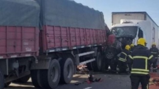 Fatal accidente en Santa Fe: cuatro personas murieron por un choque múltiple