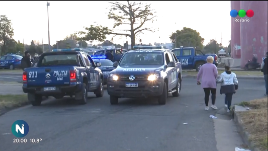 Huyeron de un control a más de 100 Km/h y chocaron