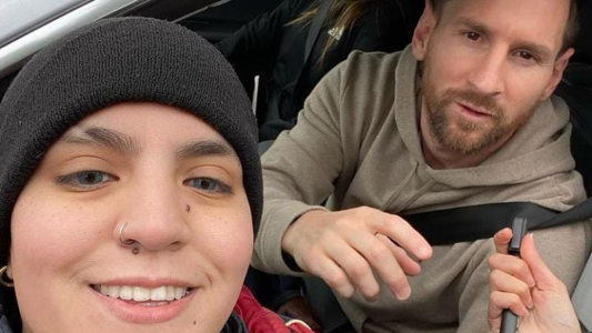 De Berisso a Rosario: dice ser hija de Maradona y logró conocer a Messi