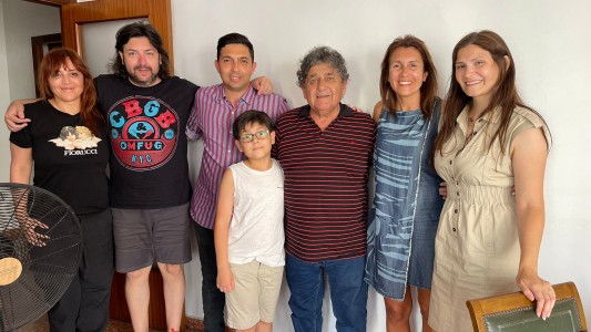 No es solo música: Cacho Deicas se encontró con sus hijos y nietos en España