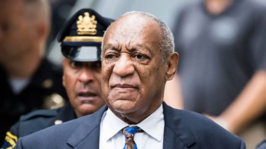 Bill Cosby hallado culpable de haber abusado sexualmente de una menor en 1975