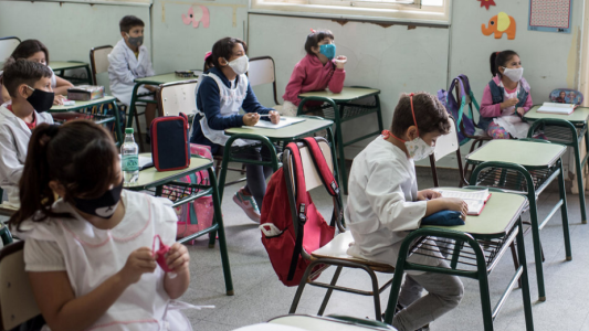 Hay acuerdo para extender la jornada escolar en el nivel primario